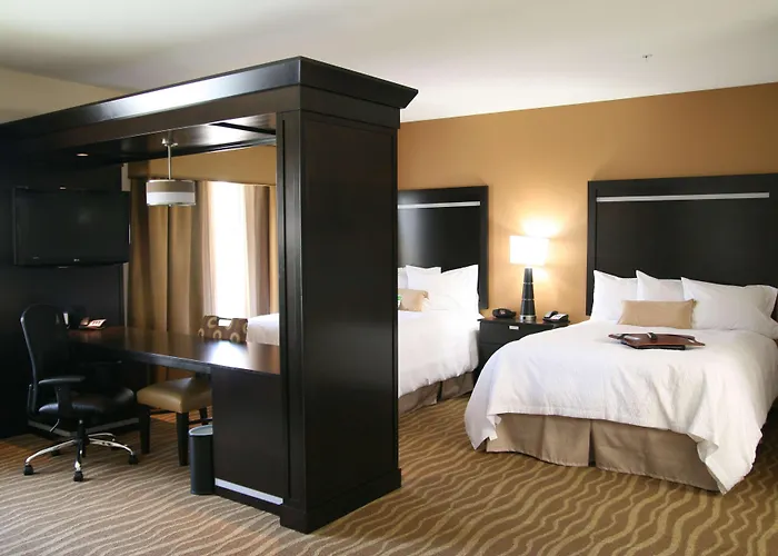 Hampton Inn & Suites Cleburne
